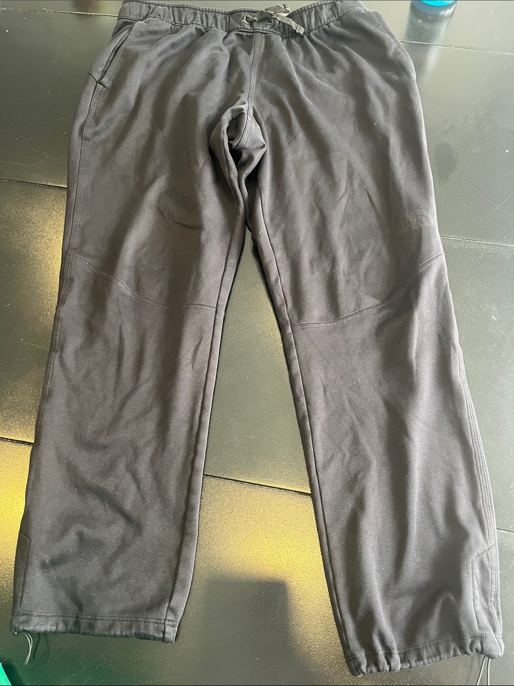 The North Face Men's Black Relaxed-Fit Joggers with Elastic Waist